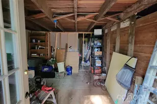 160 Cleveland Rd, Tryon, NC 28782 - Photo 14