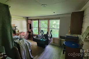 160 Cleveland Rd, Tryon, NC 28782 - Photo 10