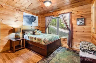 28 Upper Ridge Rd, Black Mountain, NC 28711 - Photo 10