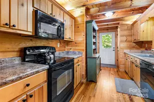 28 Upper Ridge Rd, Black Mountain, NC 28711 - Photo 18