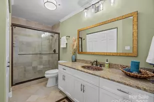 17925 Kings Point Dr, Cornelius, NC 28031 - Photo 8