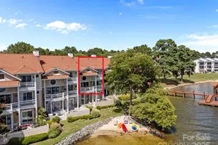 17925 Kings Point Dr, Cornelius, NC 28031 - Photo 4