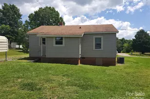 3558 Sunset Grill St, Connelly Springs, NC 28612 - Photo 2