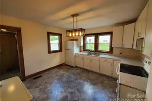 3558 Sunset Grill St, Connelly Springs, NC 28612 - Photo 8