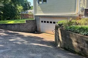 743 S College Ave, Newton, NC 28658 - Photo 4