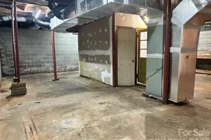 743 S College Ave, Newton, NC 28658 - Photo 36