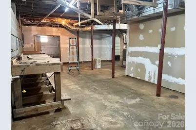 743 S College Avenue, Newton, NC 28658 - Photo 38