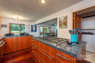 141 Courtland Ct, Lake Lure, NC 28746 - Photo 8