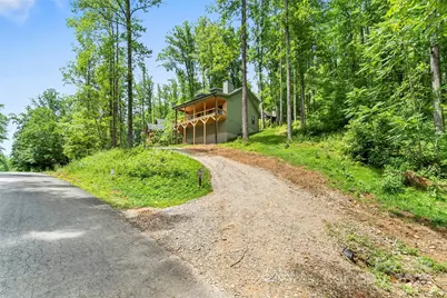 511 Blue Ridge Drive N, Marion, NC 28752 - Photo 36