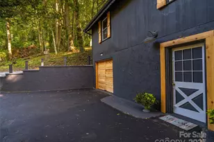 410 Mother-In-Law Ln, Burnsville, NC 28714 - Photo 4