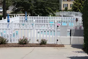 4 Gatehouse Ct, Asheville, NC 28803 - Photo 32