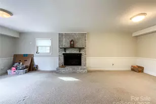 7109 Edgefield Ct, Matthews, NC 28104 - Photo 18