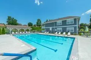 1303 Hyde Park Dr, Asheville, NC 28806 - Photo 16