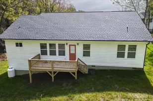 14 Holcombe Rd, Candler, NC 28715 - Photo 8