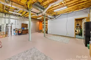 165 Lollis Ln, Bryson City, NC 28713 - Photo 36