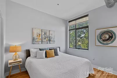 514 W 10th Street #302, Charlotte, NC 28202 - Photo 8