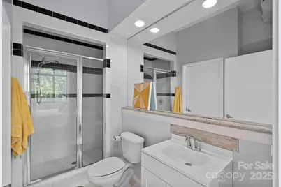 514 W 10th Street #302, Charlotte, NC 28202 - Photo 10