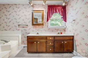 36433 Azalea Cir, New London, NC 28127 - Photo 22