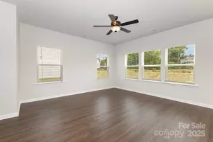 1205 Cathey Rd, Charlotte, NC 28214 - Photo 8