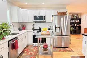 210 W Church St, Cherryville, NC 28021 - Photo 2