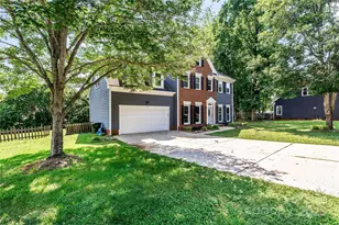 1581 Bluff Ct, Rock Hill, SC 29732 - Photo 4