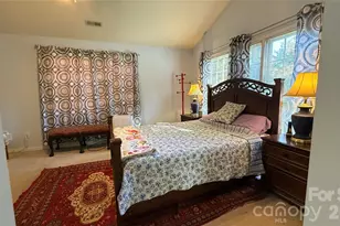 2836 Pickering Rd, Greensboro, NC 27407 - Photo 10