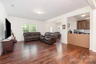 839 Foxglove Ln, York, SC 29745 - Photo 8