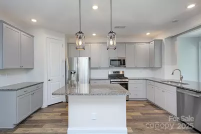 5527 Cheerful Lane, Charlotte, NC 28215 - Photo 4