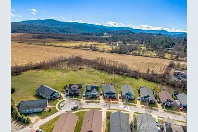 68 Bungalow Way, Brevard, NC 28712 - Photo 4