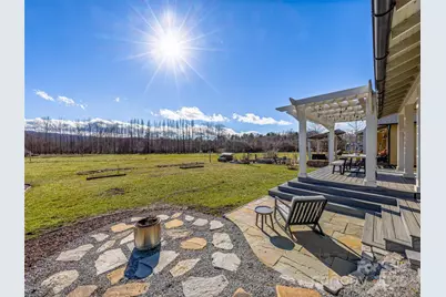 68 Bungalow Way, Brevard, NC 28712 - Photo 2