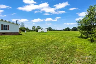 1133 Lynn Ln, Catawba, NC 28609 - Photo 40