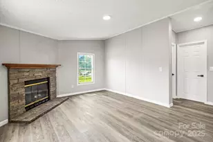 1133 Lynn Ln, Catawba, NC 28609 - Photo 10