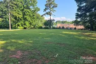 1086 N Dobys Bridge Rd, Fort Mill, SC 29715 - Photo 1