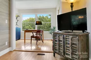 216 Tinequa Dr, Brevard, NC 28712 - Photo 16