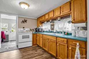 55 Settlers Trl, Mars Hill, NC 28754 - Photo 16