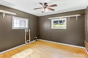 471 Claude Cook Rd, Sylva, NC 28779 - Photo 20