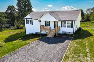 271 Freeman Place Trail, Hendersonville, NC 28792 - Photo 6