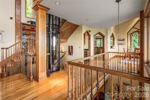 2280 Mountain Air Dr, Burnsville, NC 28714 - Photo 12