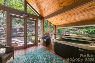 2280 Mountain Air Dr, Burnsville, NC 28714 - Photo 32