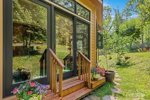 2675 Holbert Cove Rd, Saluda, NC 28773 - Photo 14