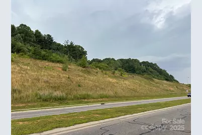 32 Hwy 19E Highway, Burnsville, NC 28714 - Photo 2