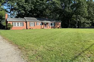 148 Barium Ln, Statesville, NC 28677 - Photo 2