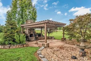 112 Gene McGaha Ln, Mooresboro, NC 28114 - Photo 10