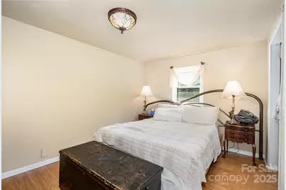 4124 Oakwood Road, Charlotte, NC 28269 - Photo 12