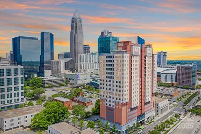 222 S Caldwell Street #1812, Charlotte, NC 28202 - Photo 2