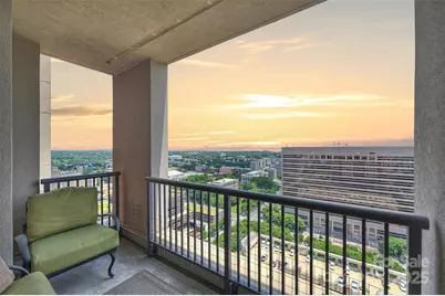 222 S Caldwell Street #1812, Charlotte, NC 28202 - Photo 16