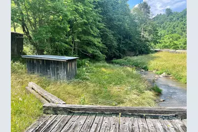 18103 Nc Hwy 194 Highway, Lansing, NC 28643 - Photo 2