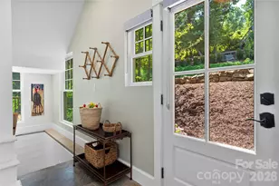 195 Jordan St, Hendersonville, NC 28739 - Photo 16