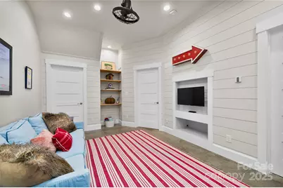 195 Jordan Street, Hendersonville, NC 28739 - Photo 12