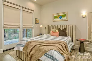 195 Jordan St, Hendersonville, NC 28739 - Photo 16